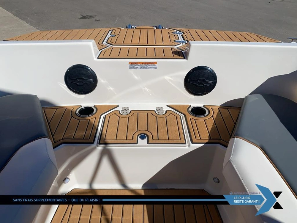 Starcraft Svx 171 Ob 90hp Deck Boat Bateau Ponté 2026 alt
