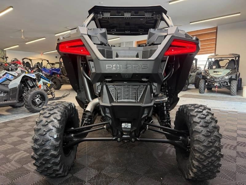 Polaris Rzr Pro Xp Ultimate 2026 alt