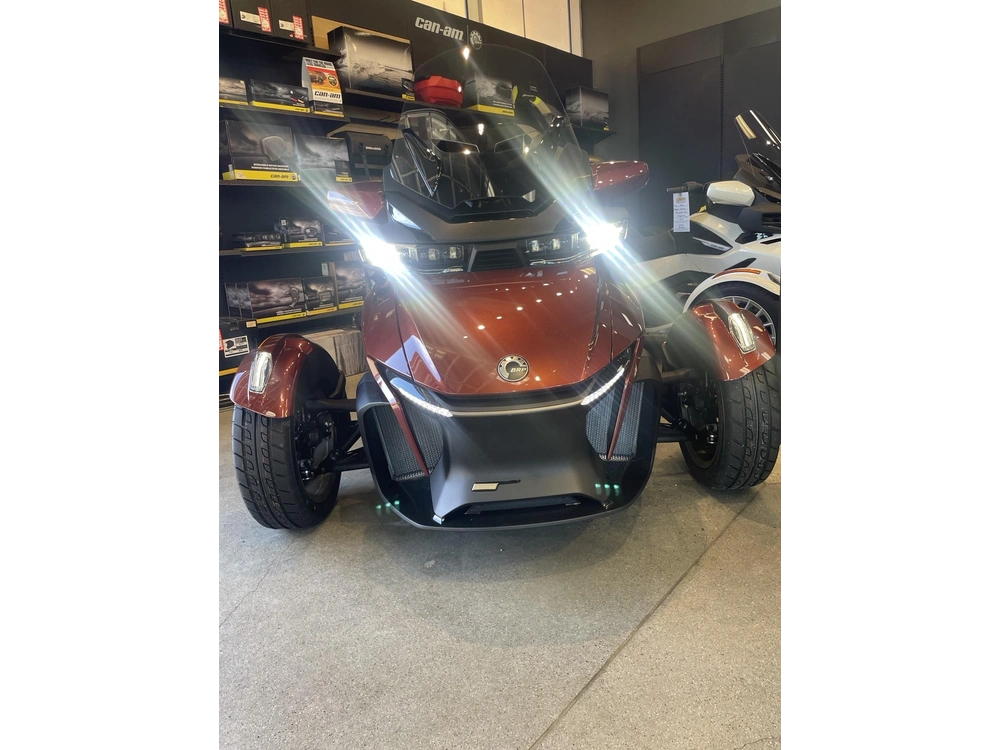 2026 Can-am Rt Sea-to-sky (se6) alt