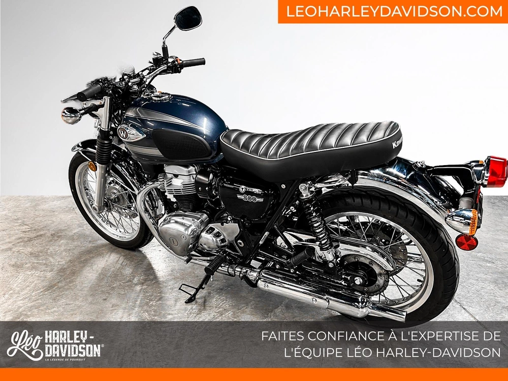 2023 Kawasaki W800 alt