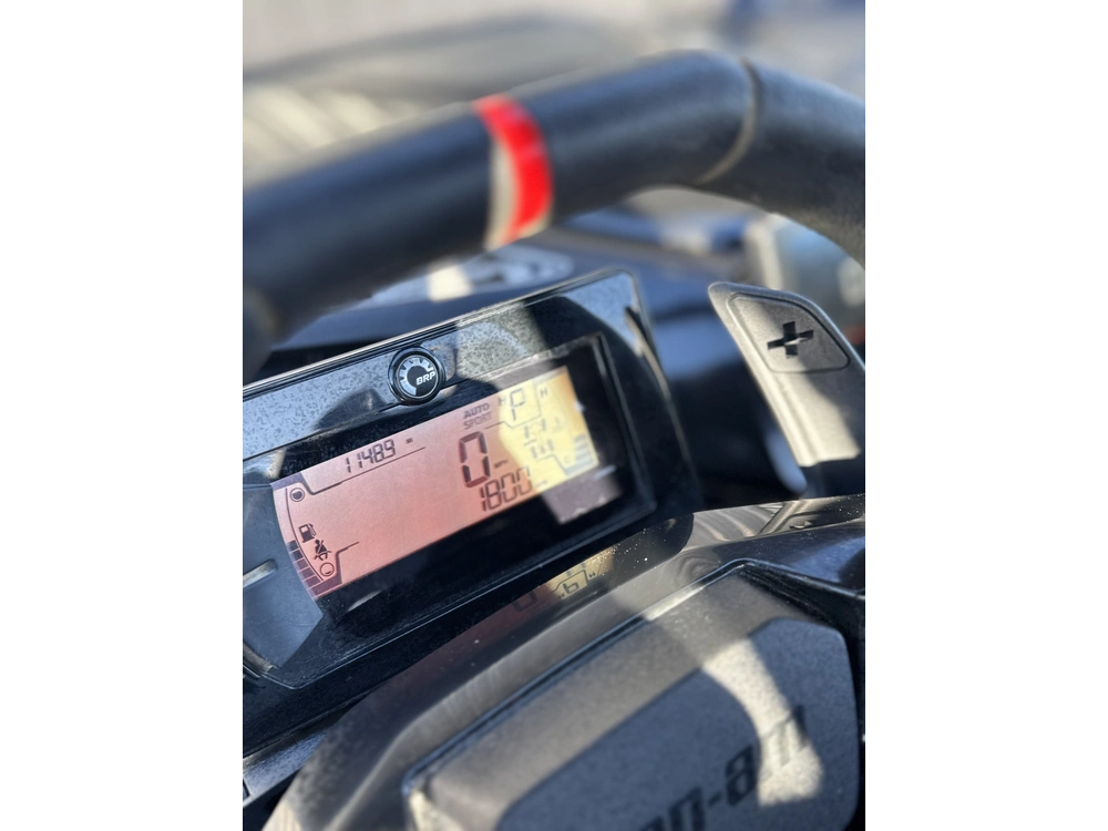 2024 Can-am Maverick R X Rs alt