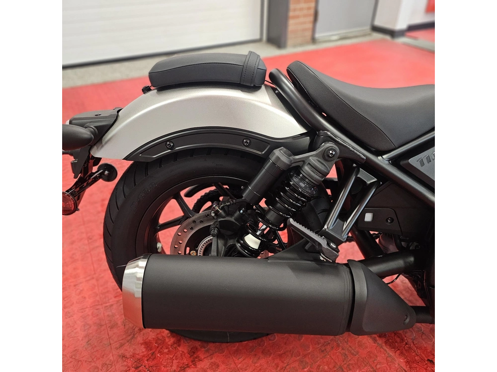 2026 Honda Rebel 1100 alt
