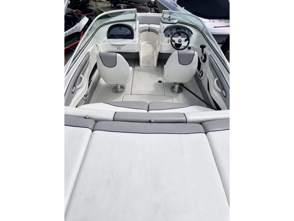 2008 Sea Ray Ray 205 Sport alt