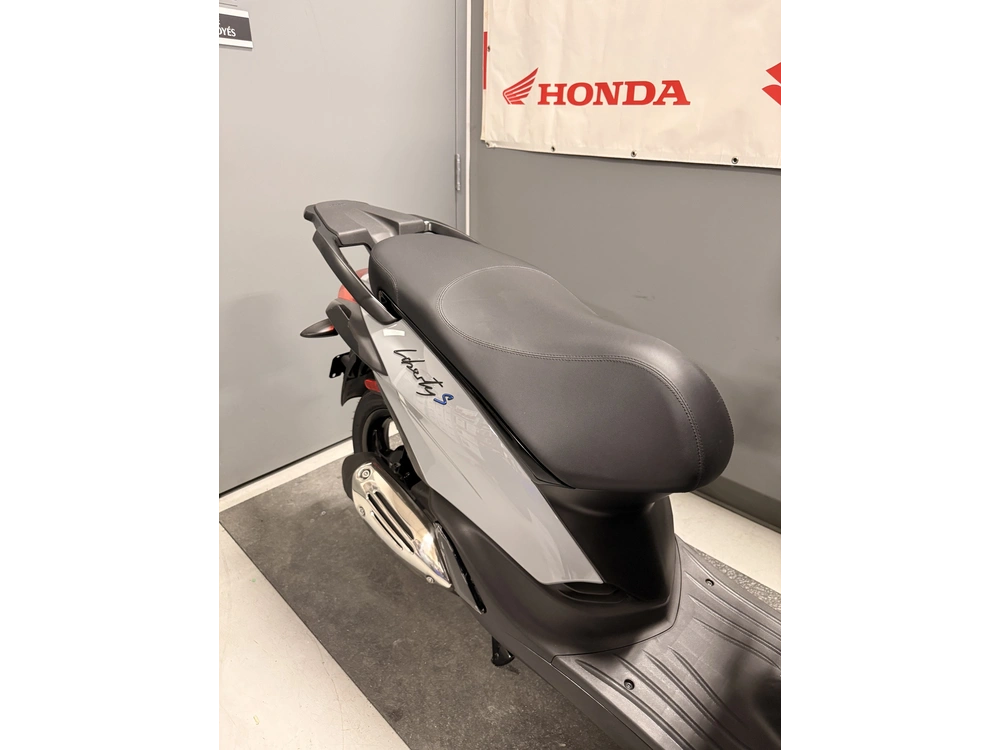 Piaggio Liberty S 50 Liberty S 50 2025 alt
