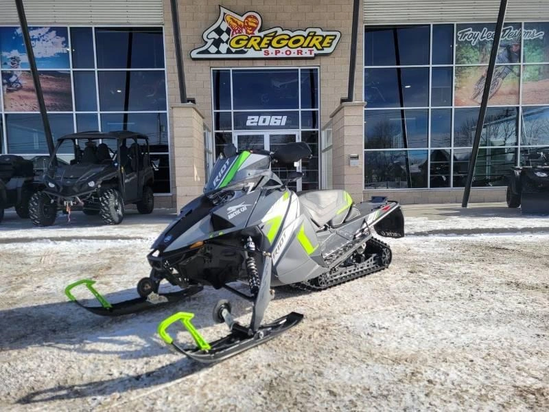 Arctic Cat Riot 8000 Es Qs3 146x1.6 2022 alt