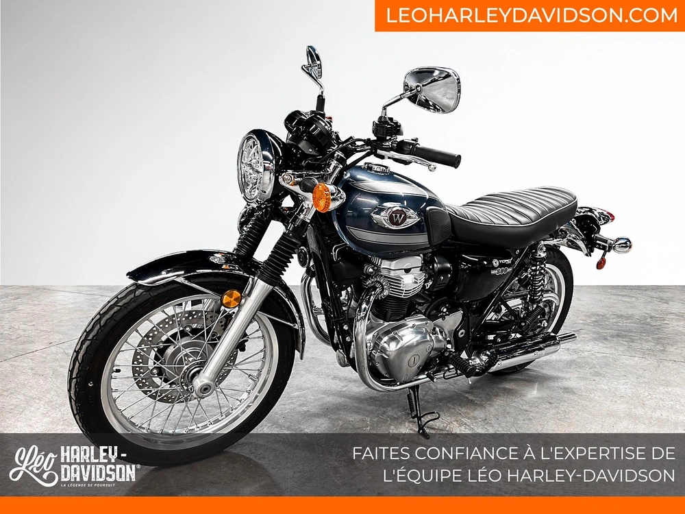 2023 Kawasaki W800 alt