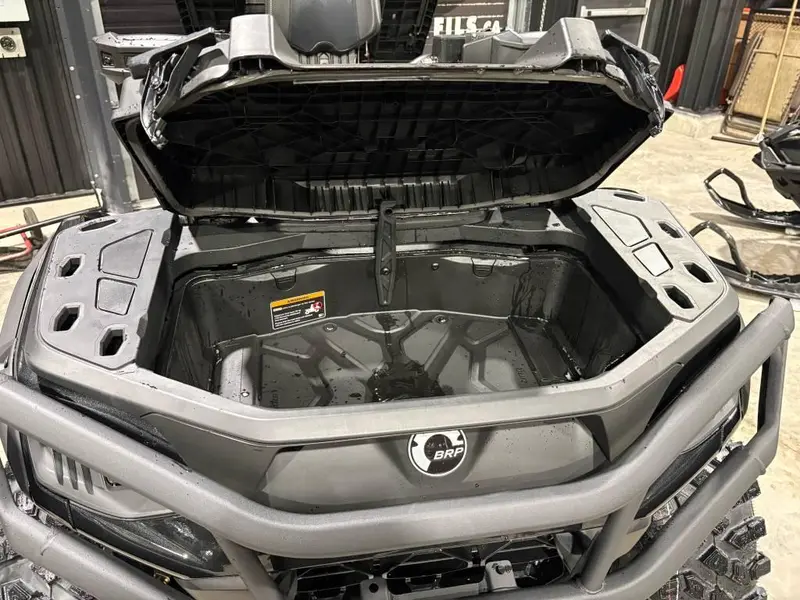 Can-Am Outlander MAX 6X6 Backcountry 1000R 2026