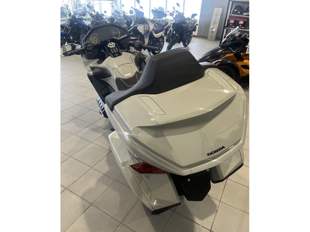Honda Goldwing Tour Dct 2026 alt