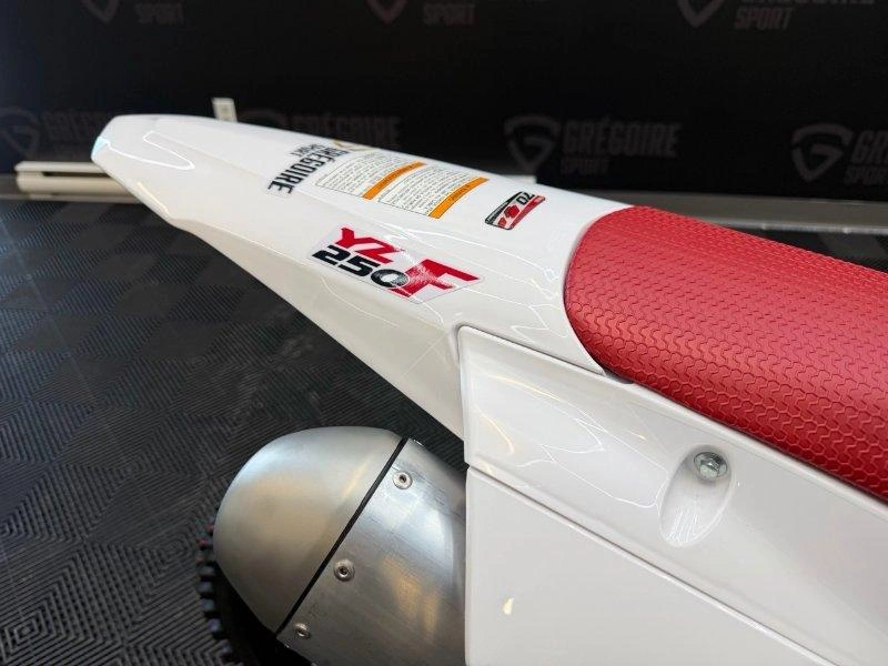 Yamaha Yz250f 70e Anniversaire 2026 alt