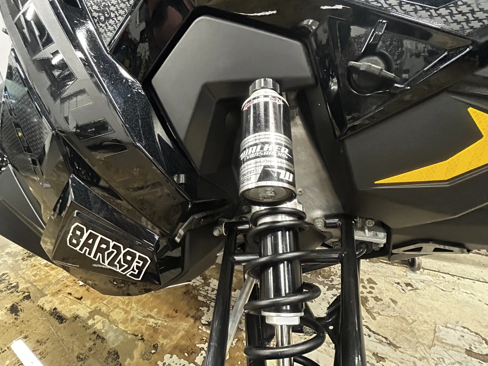 2019 Polaris 800 Switchback Assault 144 1.35" alt