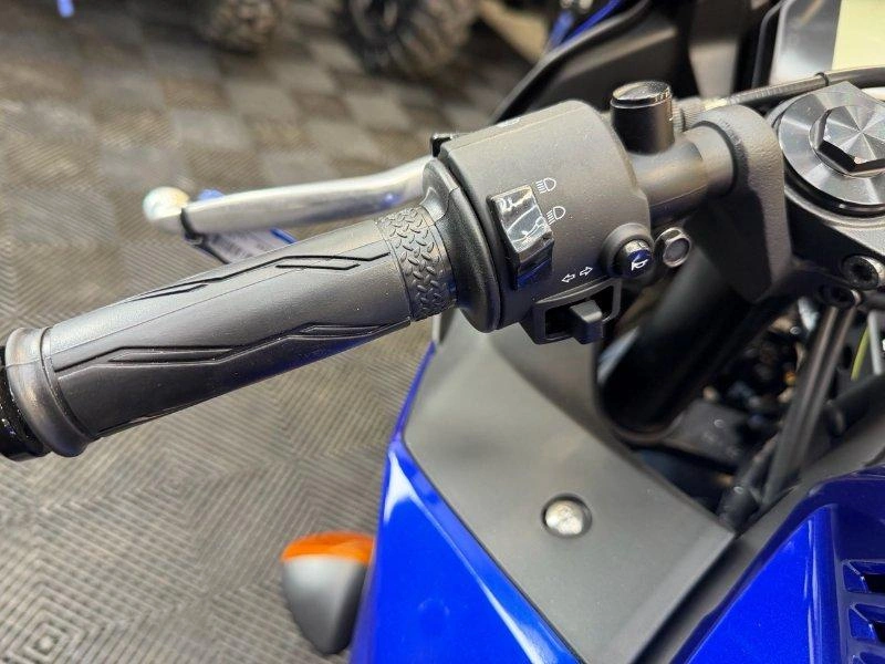 Yamaha Yzf-r3 2023 alt