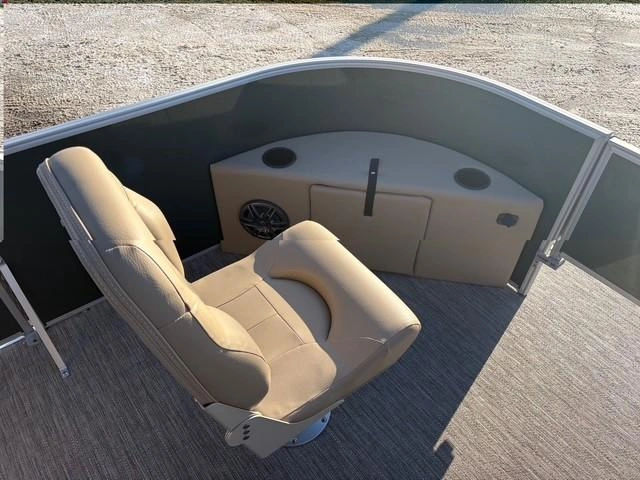 Godfrey Marine Ex 2086 Fish 2026 alt