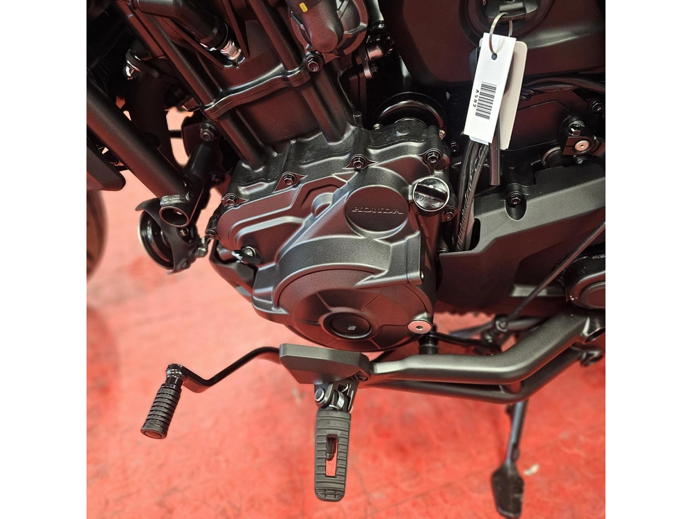 2026 Honda Rebel 1100 alt