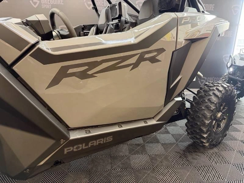 Polaris Rzr Pro Xp Ultimate 2026 alt