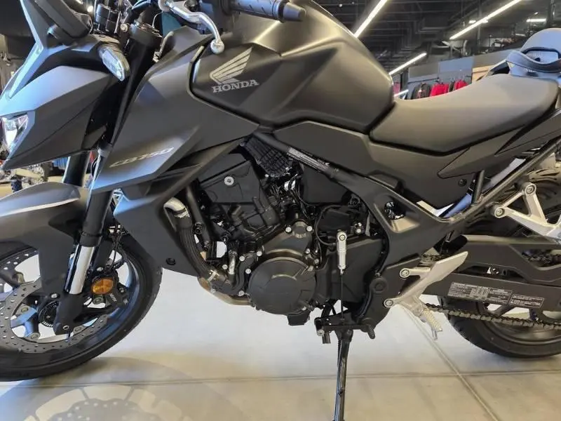 2025 Honda CB750 ABS thumbnail 10