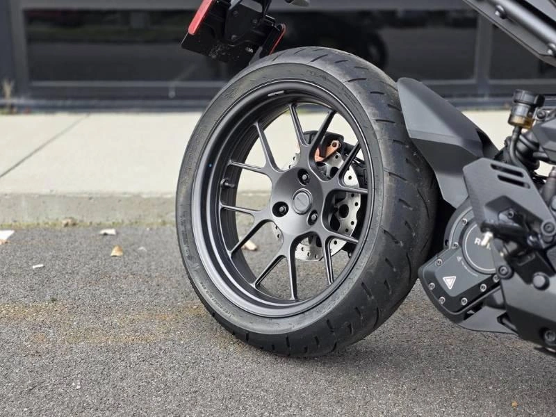 Can-am Pulse 2025 alt