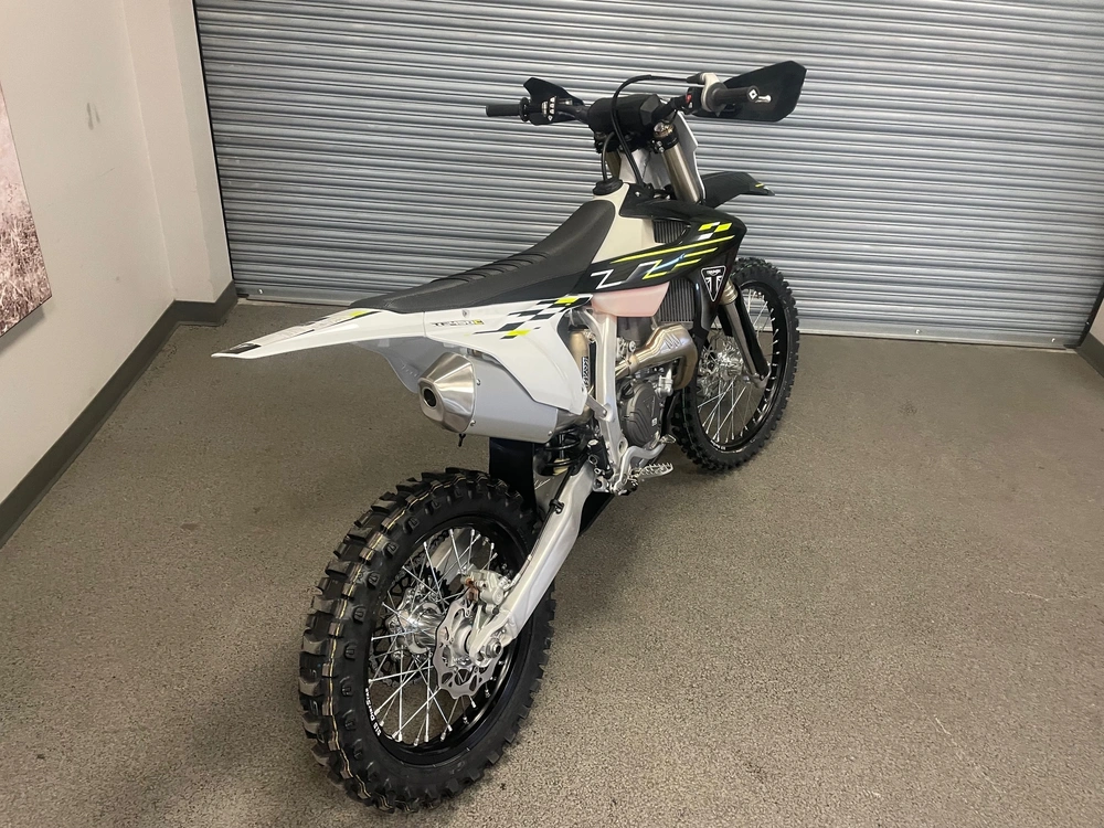 2026 Triumph Tf450-c alt