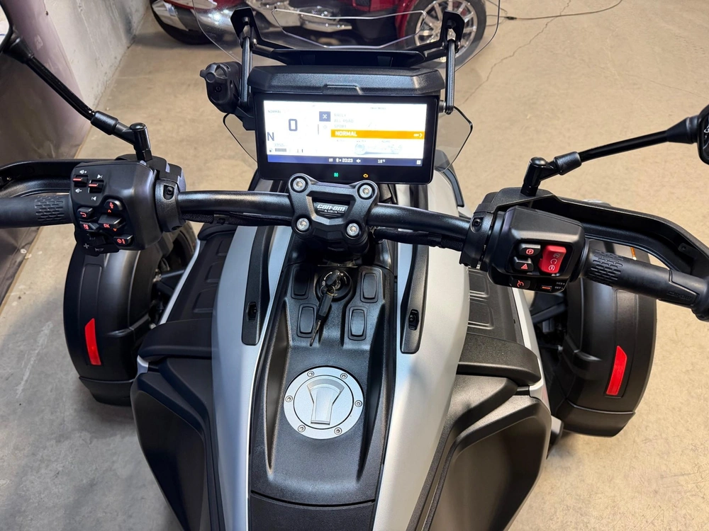 Can-am Canyon Standard 2025 alt