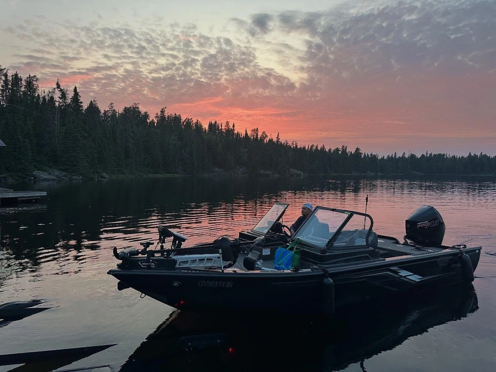 2025 Crestliner 2050 Fish Hawk Wt alt