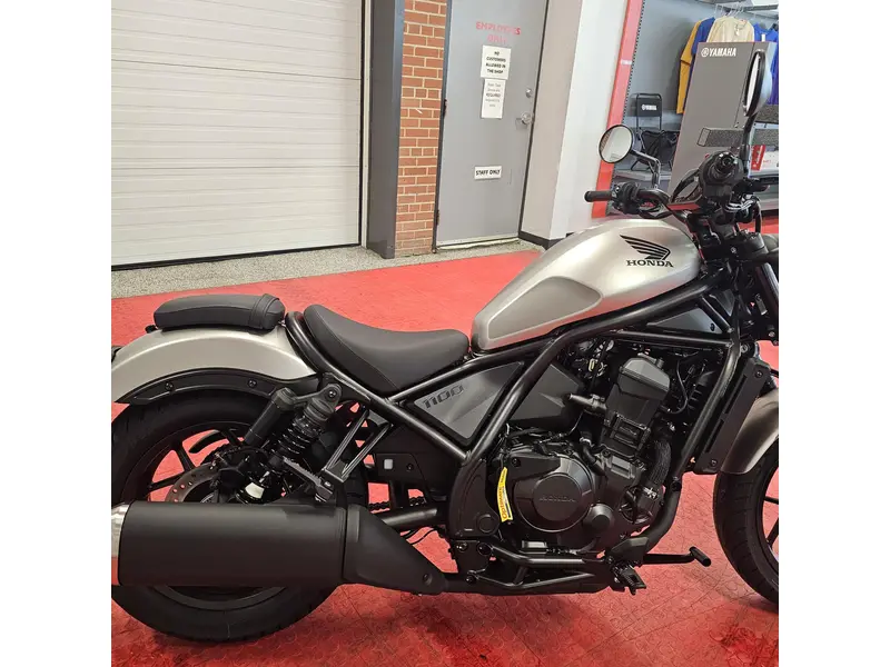 2026 Honda REBEL 1100 thumbnail 3