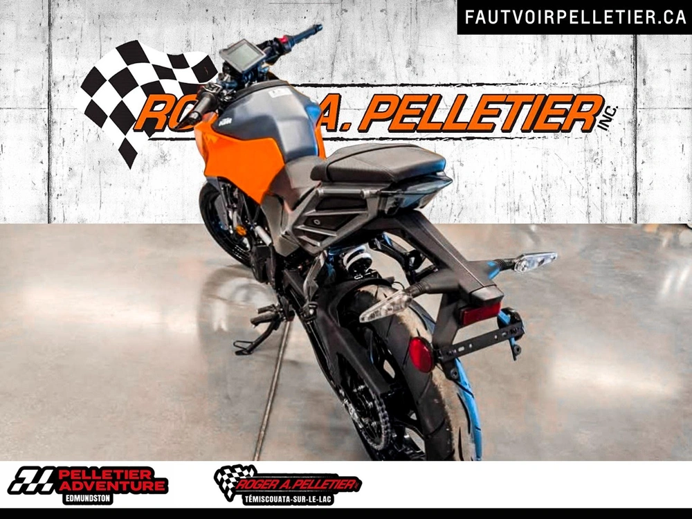 Ktm Duke 390 2024 alt