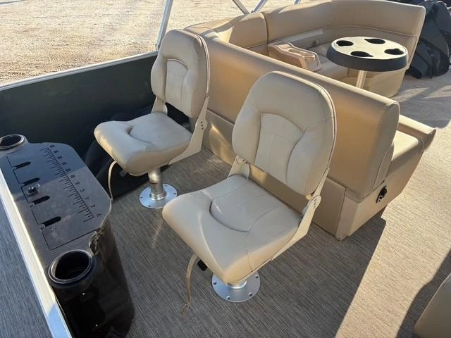 Godfrey Marine Ex 2086 Fish 2026 alt