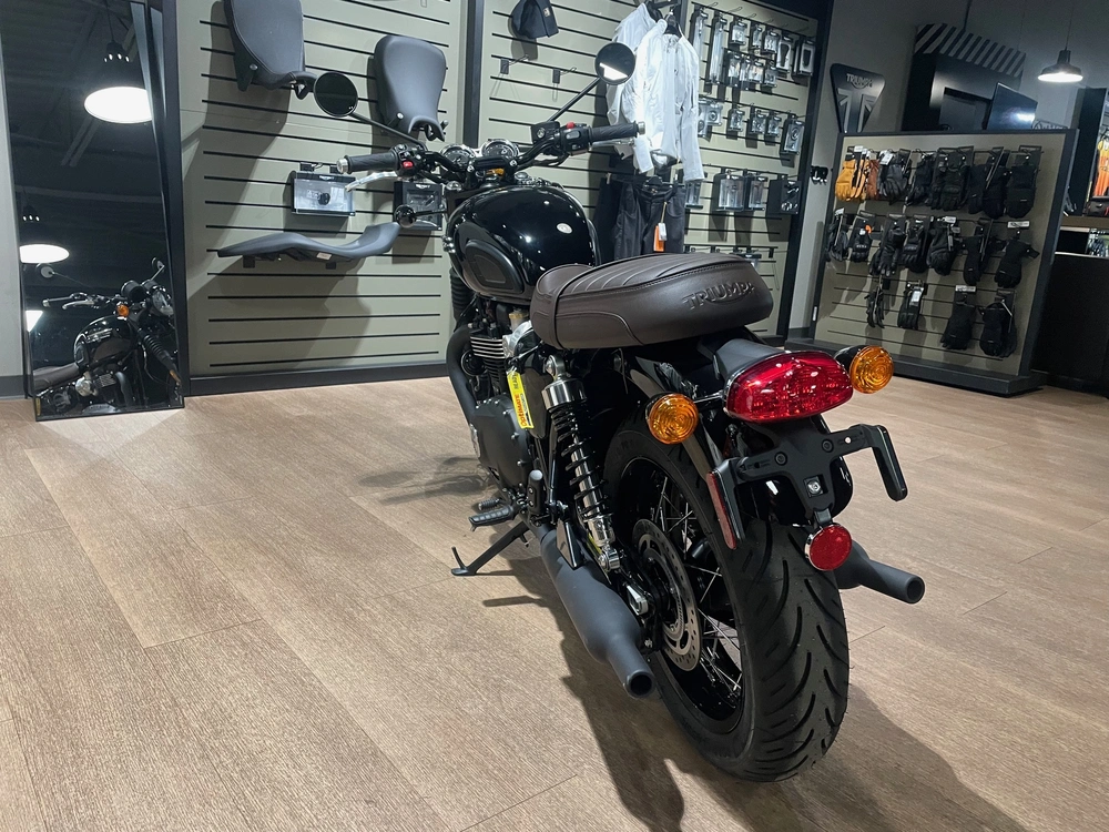 2026 Triumph Bonneville T120 Black - Jet Black alt