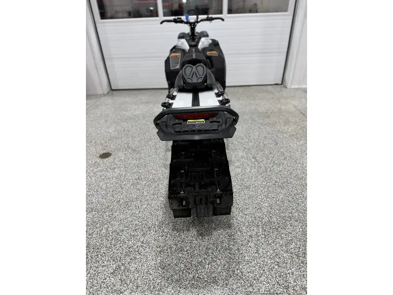 Ski-Doo Summit X 850 Turbo 2023