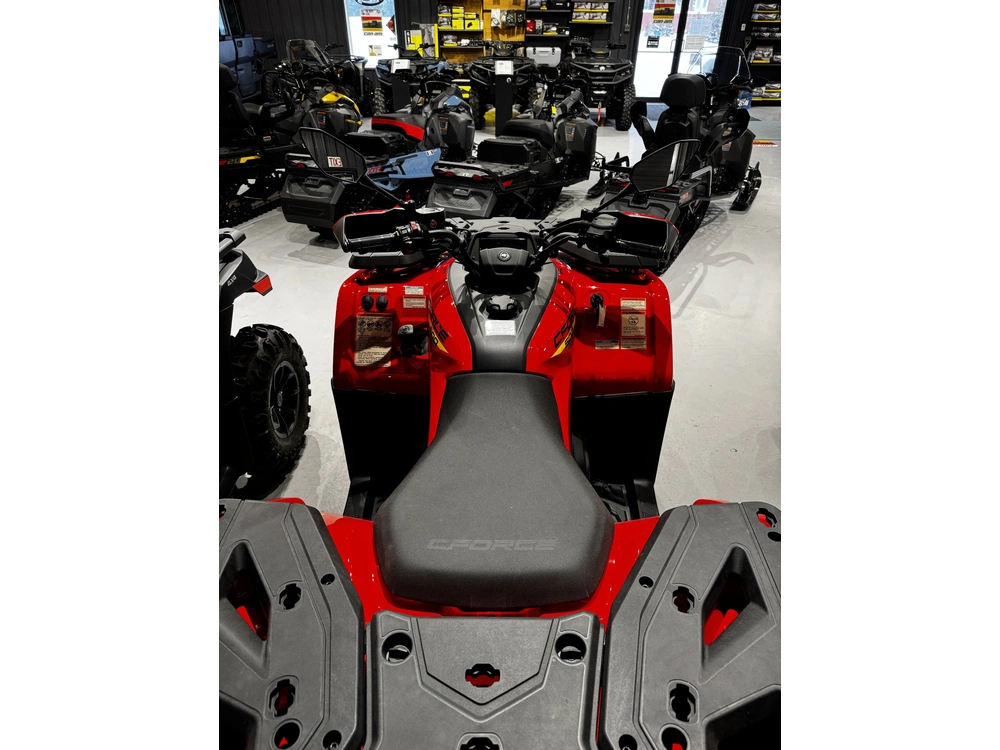 2025 Cfmoto Cforce 500 alt