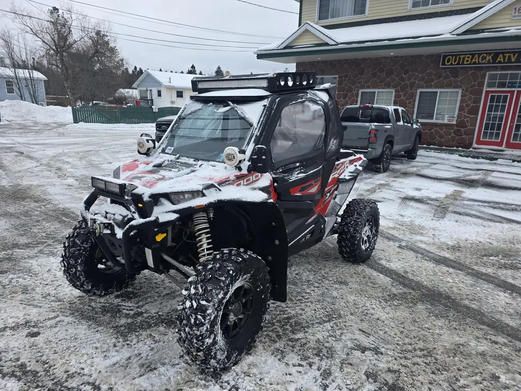 2015 Polaris RZR 1000 XP EPS