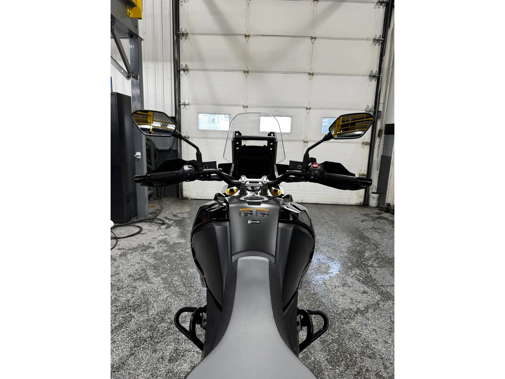 2024 Suzuki De 1050 alt