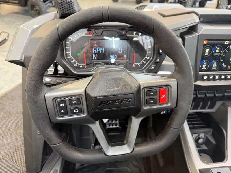 Polaris Rzr Pro Xp Ultimate 2026 alt