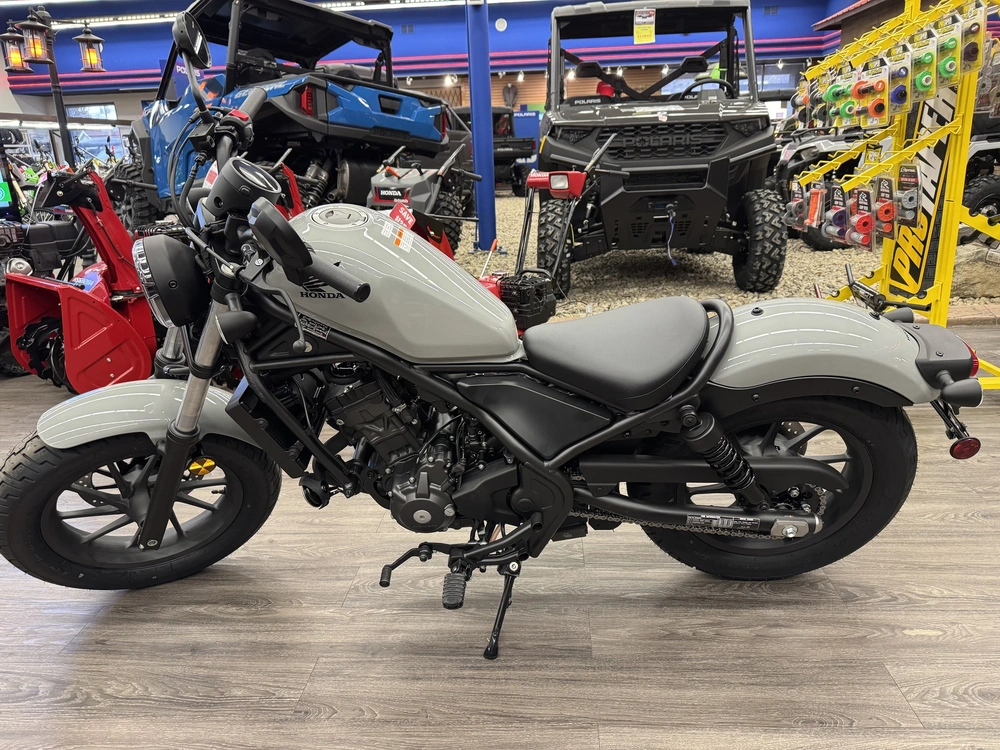 2026 Honda Rebel 300 Eclutch Abs alt