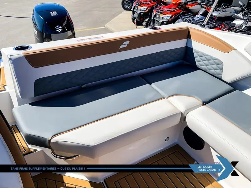 2025 STARCRAFT SVX 171 OB 90HP deck boat bateau Ponté