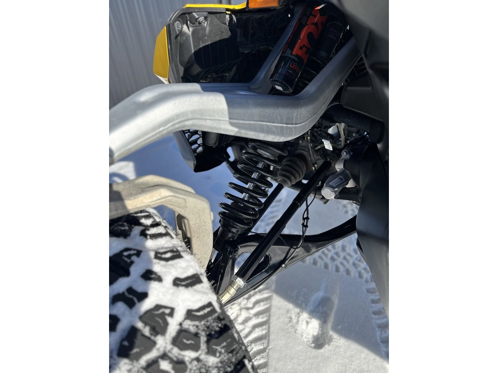 2024 Can-am Maverick R X Rs alt