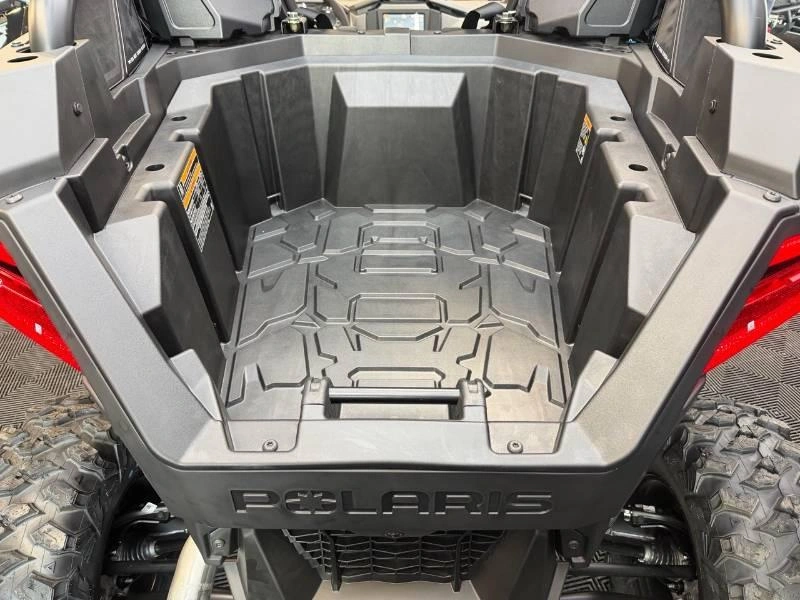 Polaris Rzr Pro Xp Ultimate 2026 alt