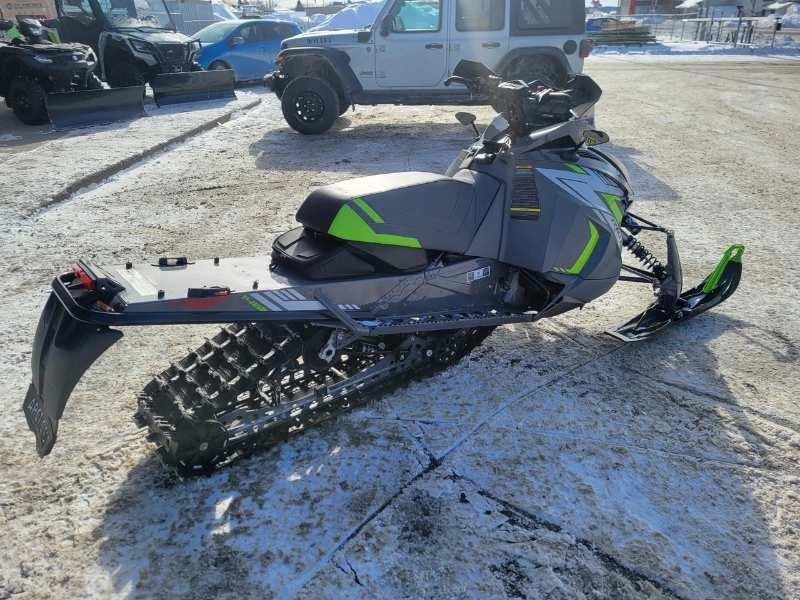 Arctic Cat Riot 8000 Es Qs3 146x1.6 2022 alt