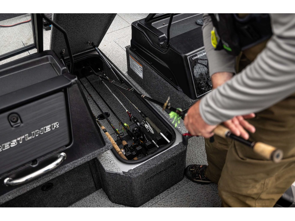 2026 Crestliner 1750 Fish Hawk Wt Jumpseat Black alt