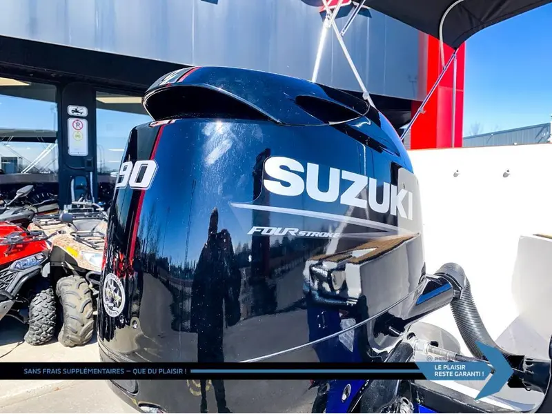 2025 STARCRAFT SVX 171 OB 90HP deck boat bateau Ponté