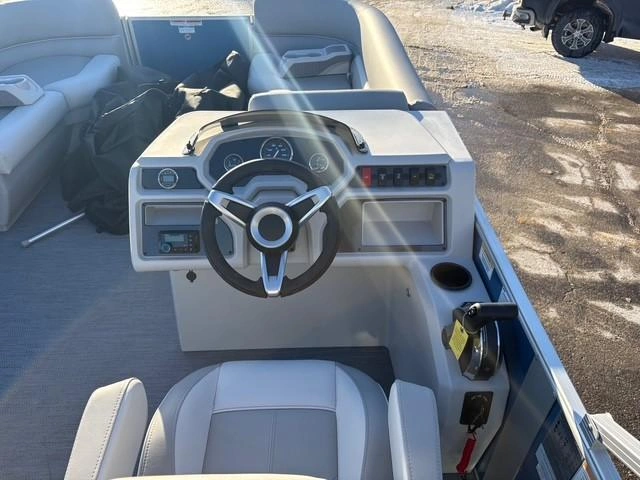 Godfrey Marine Ex 2286 Single Flip Lounge 2026 alt