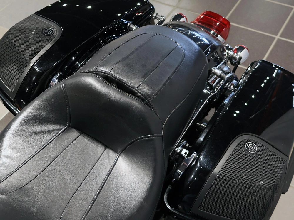 Harley-davidson Road Glide Special Fltrxs 2015 alt