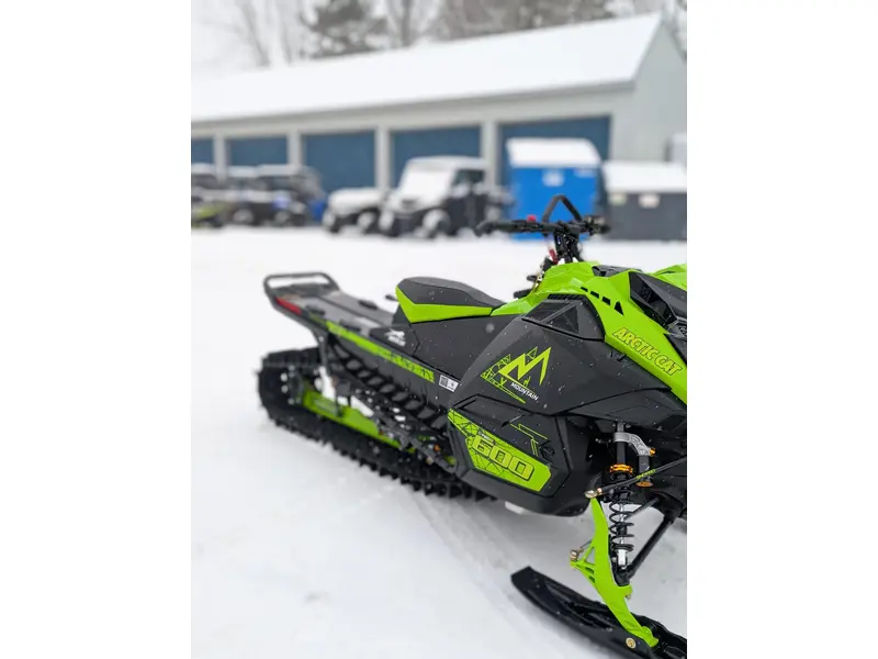 2025 Arctic Cat MOUNTAIN 600 154 SP - ES M6 M600 MTN catalyst SNOW PRO ELECTRIC START 2.6 | 🌍 Concurrents : RMK 650 / Summit 600R / Lynx 🌍 |