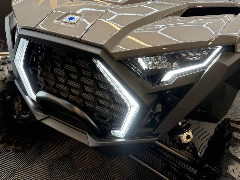 Polaris Rzr Pro Xp Ultimate 2026 alt