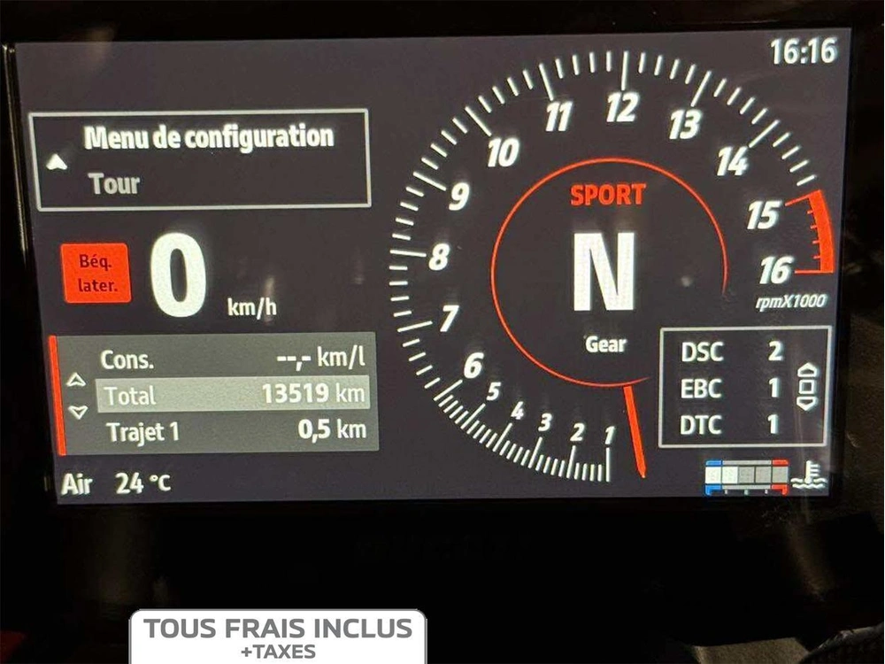 2024 Ducati Streetfighter V4 alt