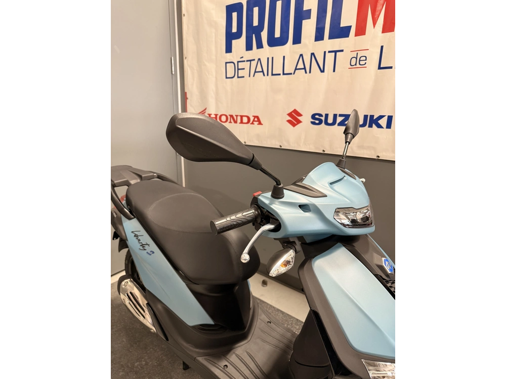 Piaggio Liberty S 50 Liberty S 50 2026 alt