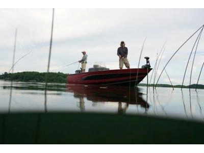 2026 Lund Boat Co 1775 Adventure alt