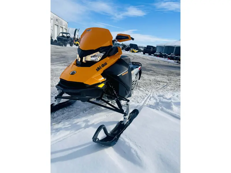 2020 BRP RENEGADE SPORT 600 EFI