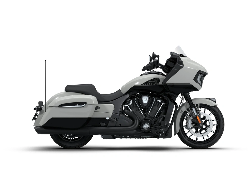 2026 Indian Motorcycles Indian Challenger Dark Horse With 112 alt