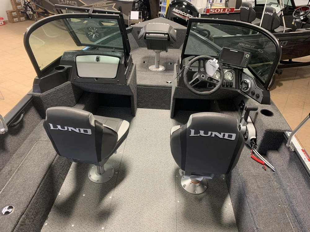 2025 Lund Boat Co 1650 Rebel Xl Sport alt