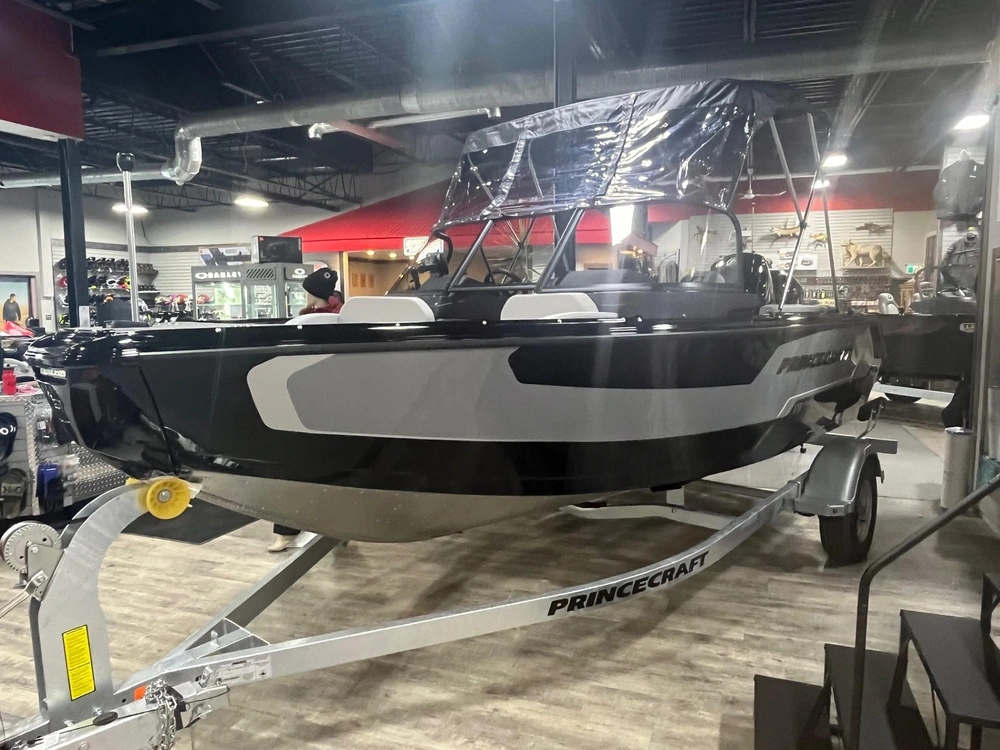 2026 Princecraft Sport 175 Black 150xl alt